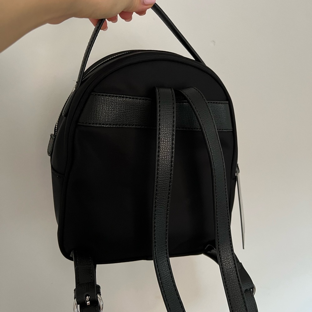 ABSOLUTELY NEW backpack - Picture 6 of 8